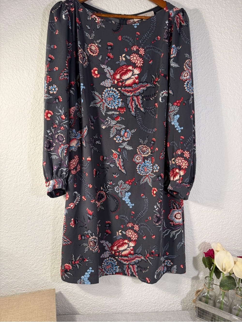 LOFT Gray Floral Long Sleeve Shift Dress Size 12 Boho Business Casual